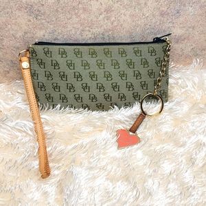 Doney Bourke key wallet